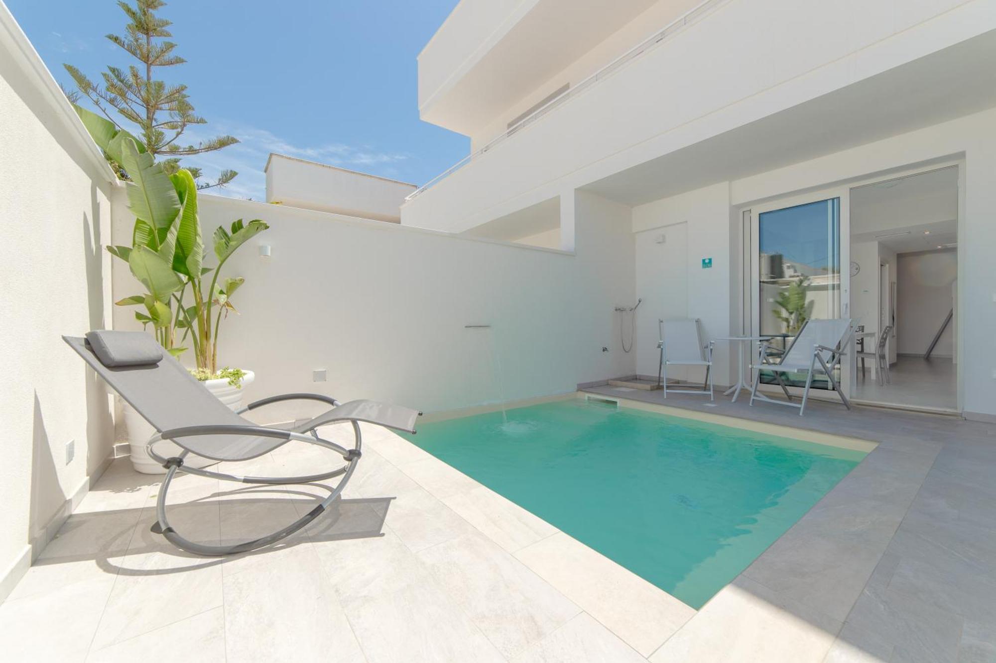 Diva Luxury Suite Торре-Сан-Джованни-Удженто Экстерьер фото